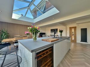 Photo 7- click for photo gallery